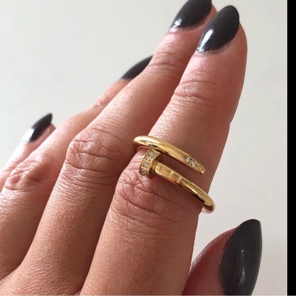 Gold Nail Clove Zirconia Ring - Picture 6 of 10